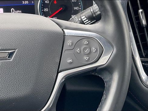 Used 2023 Chevrolet Traverse RS AWD/4WD image 17