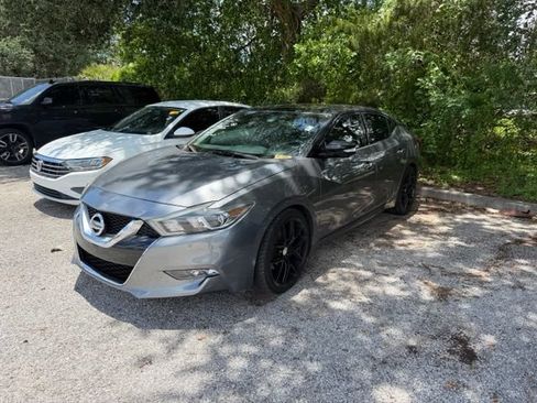 Used 2016 Nissan Maxima Platinum FWD image 6