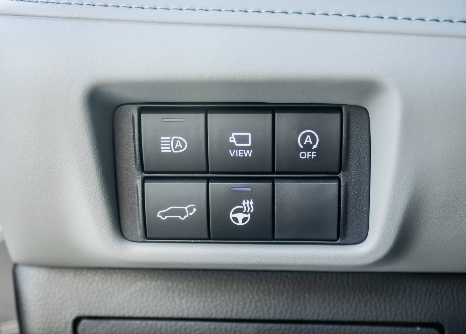 Used 2026 Toyota Highlander Limited AWD/4WD image 19