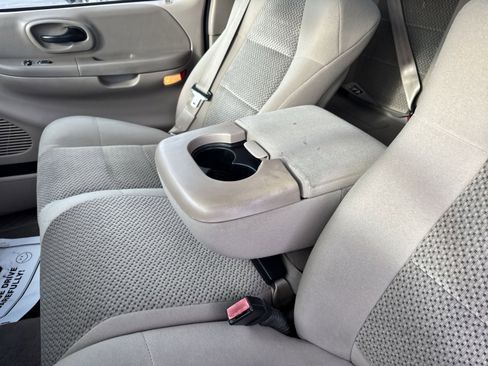 Used 2002 Ford F150 Lariat image 27