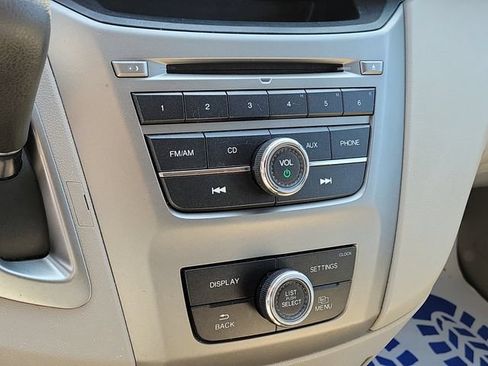 Used 2016 Honda Odyssey LX image 15