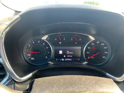 Used 2023 Chevrolet Equinox Premier FWD image 15