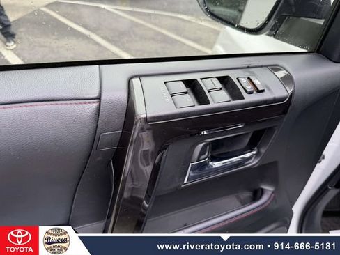 Used 2024 Toyota 4Runner TRD Off-Road Premium w/ Moonroof Package AWD/4WD image 10