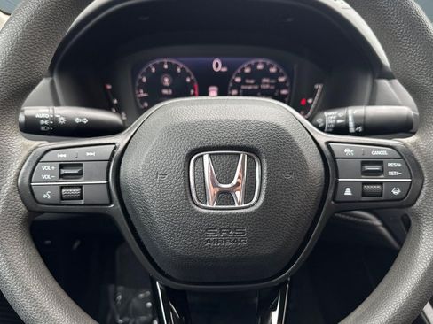 Used 2023 Honda Accord LX image 11