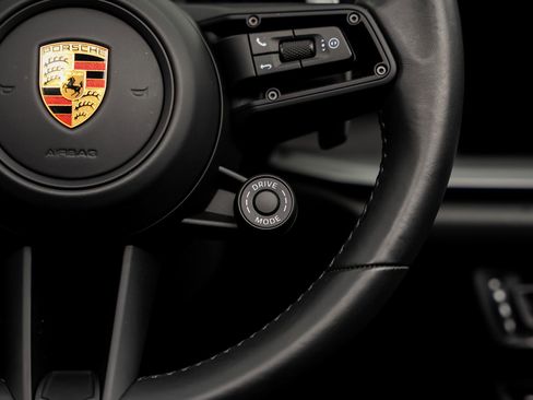 Used 2023 Porsche 911 Carrera S RWD image 47