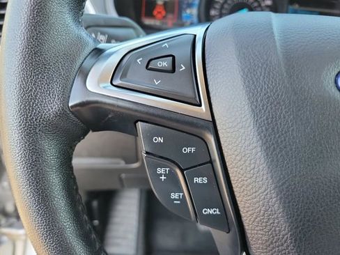 Used 2024 Ford Edge SEL image 26