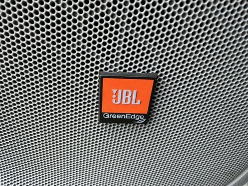 Used 2019 Toyota Highlander Limited image 24