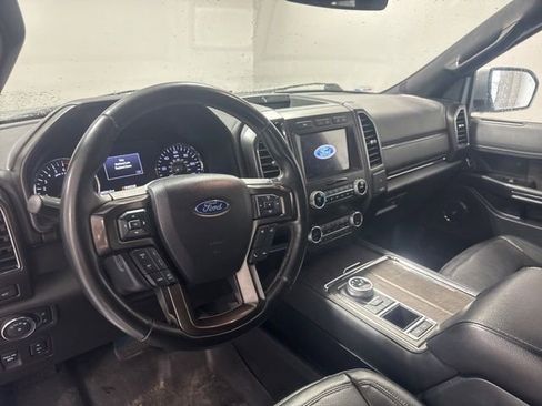 Used 2021 Ford Expedition Max Limited RWD image 15