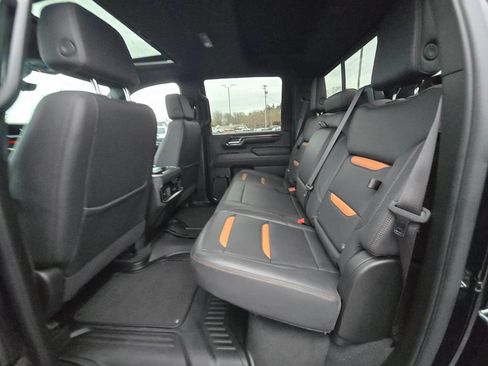 Used 2024 GMC Sierra 2500 AT4 w/ AT4 Premium Plus Package AWD/4WD image 12