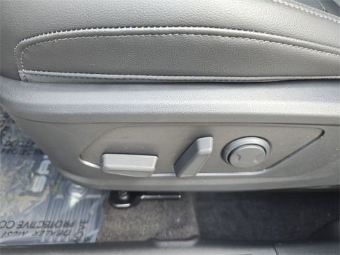 New 2025 Hyundai Santa Cruz SEL image 12