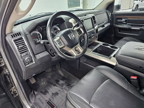 Used 2013 RAM 2500 Laramie w/ Cold Weather Group image 29