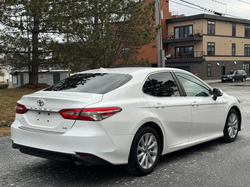 Used 2020 Toyota Camry LE image 6