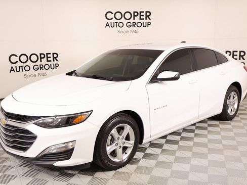 Used 2025 Chevrolet Malibu LS image 9