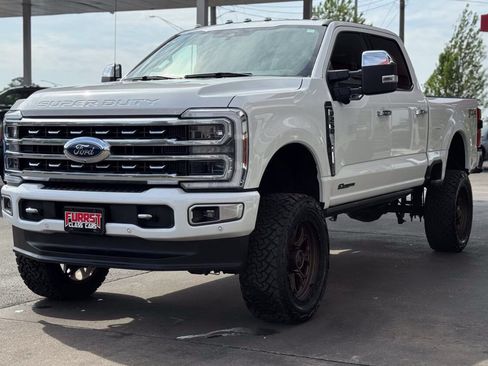 Used 2024 Ford F250 Platinum w/ FX4 Off-Road Package AWD/4WD image 6