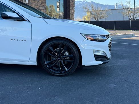 Used 2024 Chevrolet Malibu LT w/ Sport Edition image 4