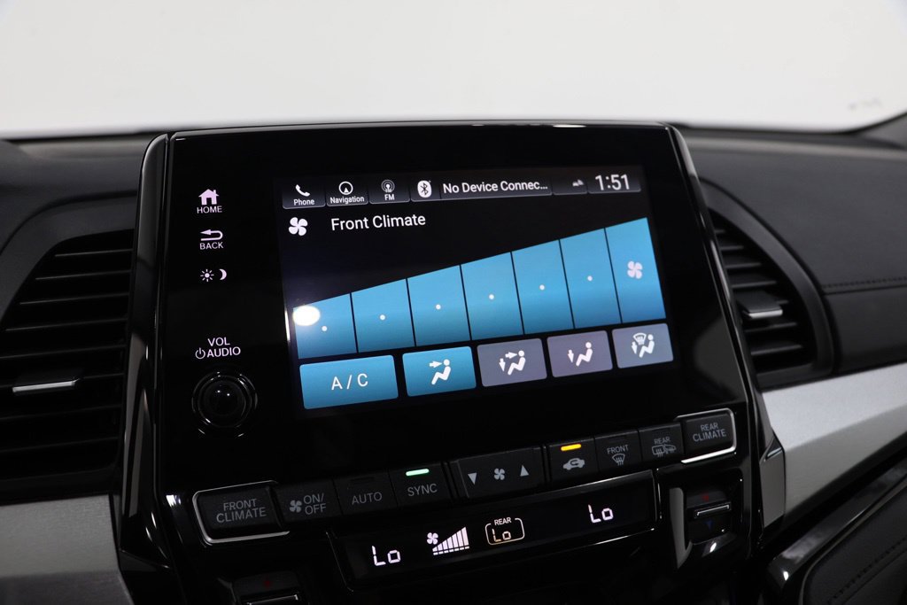 Used 2024 Honda Odyssey Touring image 25