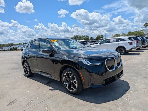 Used 2025 BMW X3 xDrive30i AWD/4WD image 2