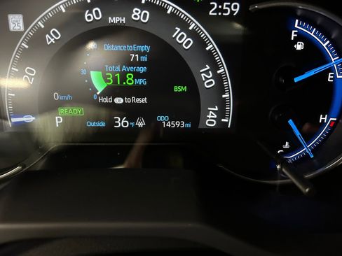 Certified 2024 Toyota RAV4 SE w/ Convenience Package image 16