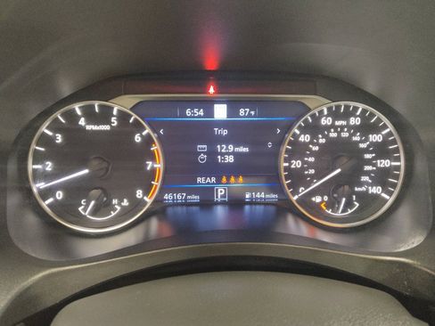 Used 2024 Nissan Altima 2.5 SV w/ SV Premium Package image 23