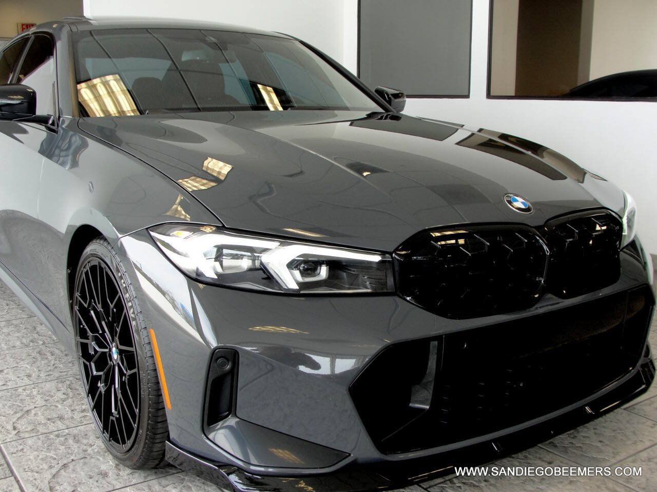 Used 2024 BMW 330i Sedan w/ M Sport Package RWD image 16