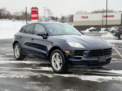 Used 2021 Porsche Macan image 8