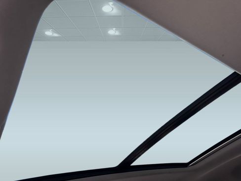 Used 2022 Volkswagen Atlas SE w/ Panoramic Sunroof Package image 14