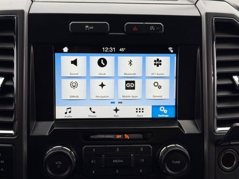 Used 2016 Ford F150 XLT w/ Equipment Group 302A Luxury image 34