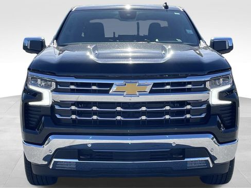 New 2026 Chevrolet Silverado 1500 LTZ w/ LTZ Premium Package AWD/4WD image 8