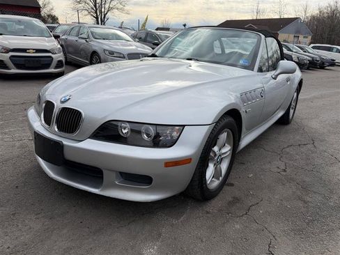 Used 2000 BMW Z3 2.5i image 2