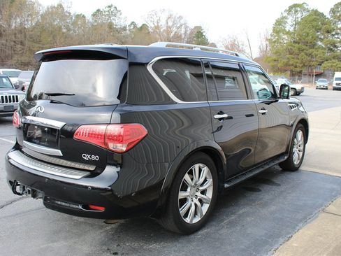 Used 2014 INFINITI QX80 4WD w/ Deluxe Touring Package image 3