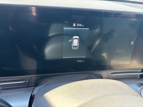 Used 2025 Hyundai Kona SEL image 10