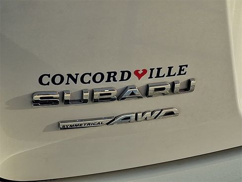 Used 2023 Subaru Crosstrek 2.0i Premium image 31