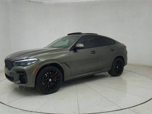 Used 2022 BMW X6 M50i w/ Premium Package image 70