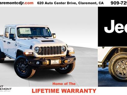 New 2025 Jeep Gladiator Sport