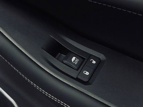 New 2026 Jeep Grand Cherokee L Limited AWD/4WD image 17