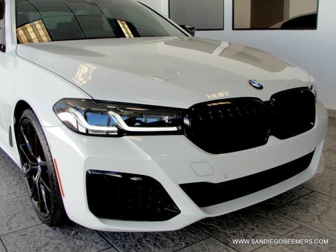 Used 2022 BMW 540i w/ M Sport Package image 42