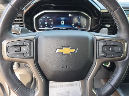 Used 2022 Chevrolet Silverado 1500 High Country AWD/4WD image 37