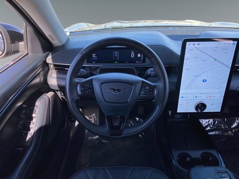 Used 2024 Ford Mustang Mach-E Select image 12