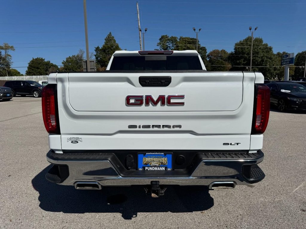 Used 2023 GMC Sierra 1500 SLT w/ SLT Premium Package AWD/4WD image 4