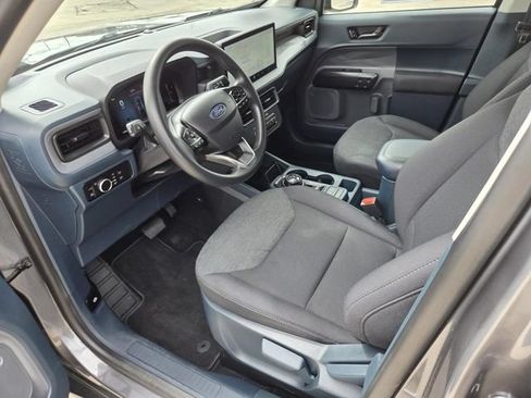 Used 2025 Ford Maverick XL FWD image 3