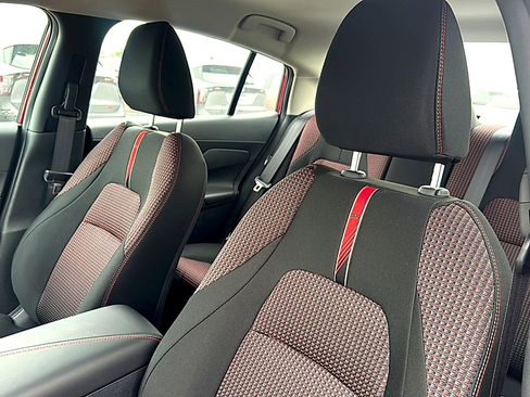New 2026 Nissan Sentra SR w/ Floor Mat Package FWD image 11