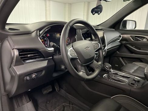Certified 2023 Chevrolet Traverse Premier w/ Redline Edition image 10