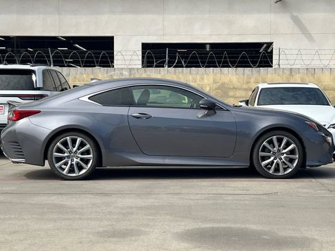 Used 2015 Lexus RC 350 w/ Navigation System Package RWD image 9
