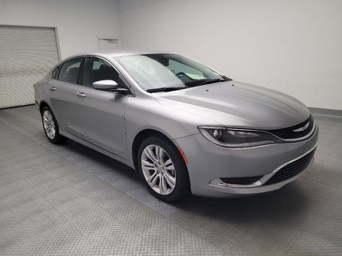 Used 2015 Chrysler 200 Limited w/ Convenience Group image 13