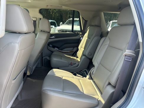 Used 2020 Chevrolet Tahoe Premier RWD image 14