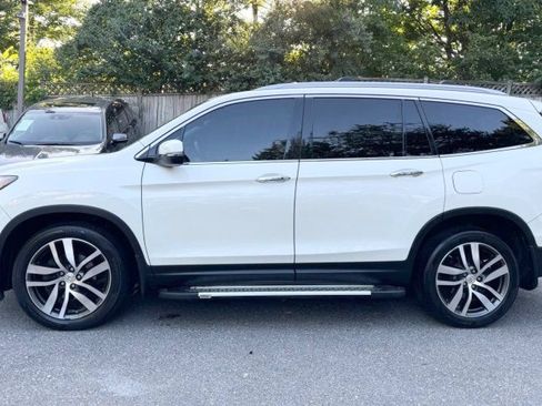Used 2016 Honda Pilot Elite image 4