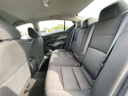 Used 2023 Nissan Altima 2.5 SV image 12