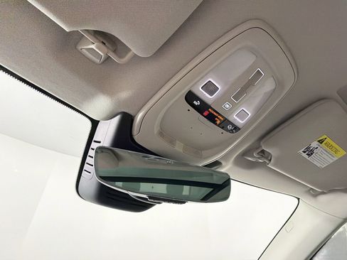 Certified 2024 Volvo XC90 B5 Plus image 21