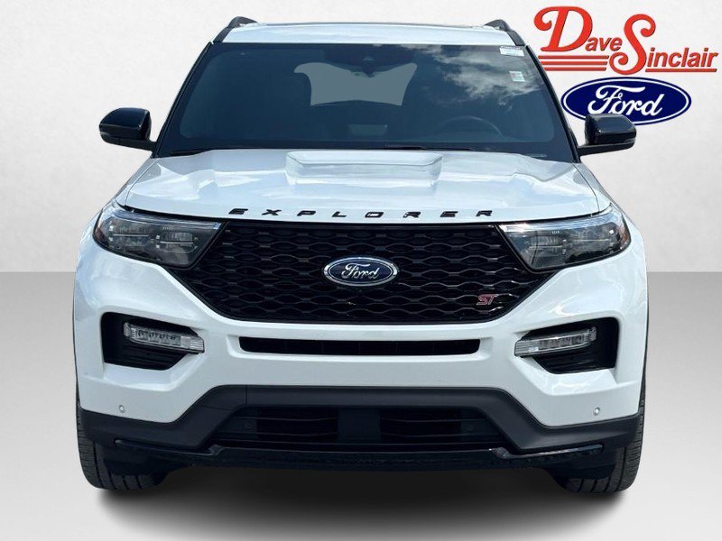 Certified 2024 Ford Explorer ST w/ Equipment Group 401A AWD/4WD image 2
