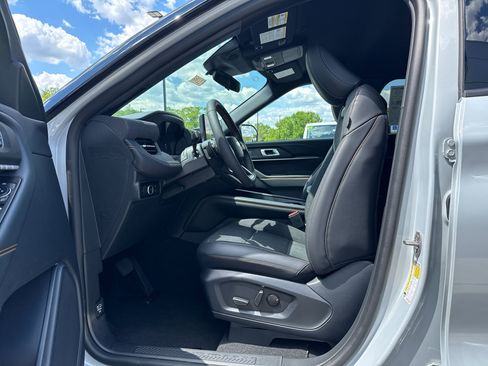New 2026 Ford Explorer Tremor AWD/4WD image 4